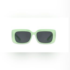 Madden NYC Womens Rectangle Adult
Sunglasses